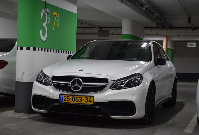 Mercedes-Benz E 63 AMG S W212