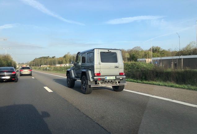 Mercedes-Benz G 500 4X4²