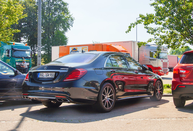 Mercedes-Benz S 63 AMG V222