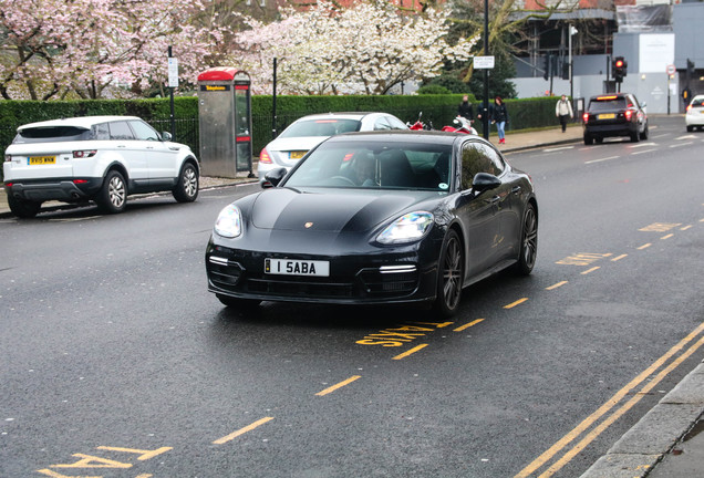 Porsche 971 Panamera Turbo