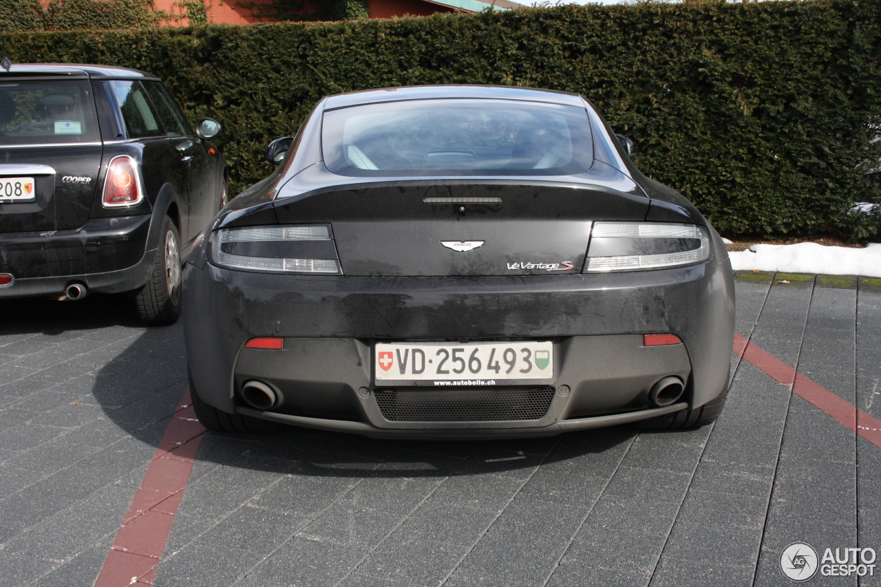 Aston Martin V12 Vantage S