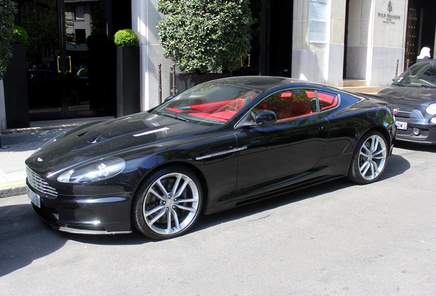 Aston Martin DBS