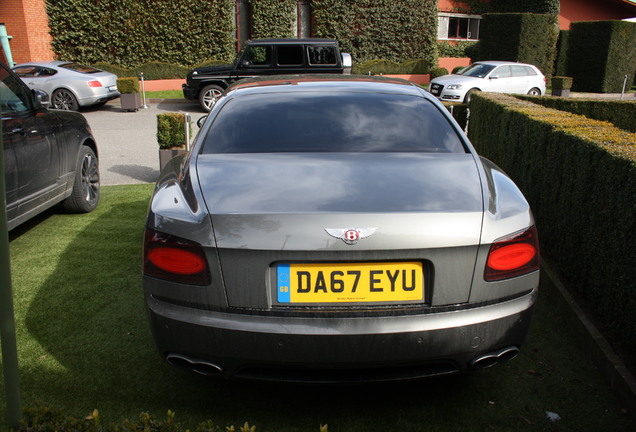 Bentley Flying Spur V8 S Black Edition