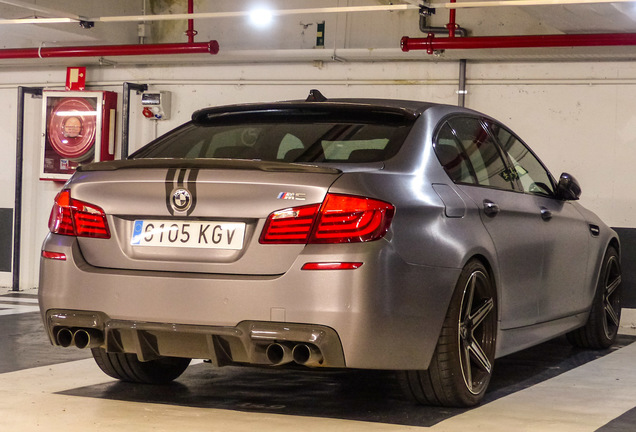 BMW M5 F10 2011