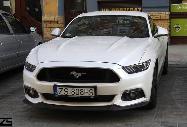 Ford Mustang GT 2015