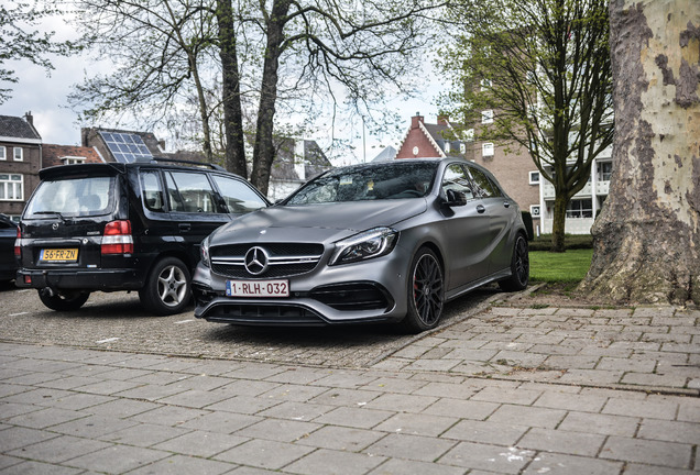 Mercedes-AMG A 45 W176 2015