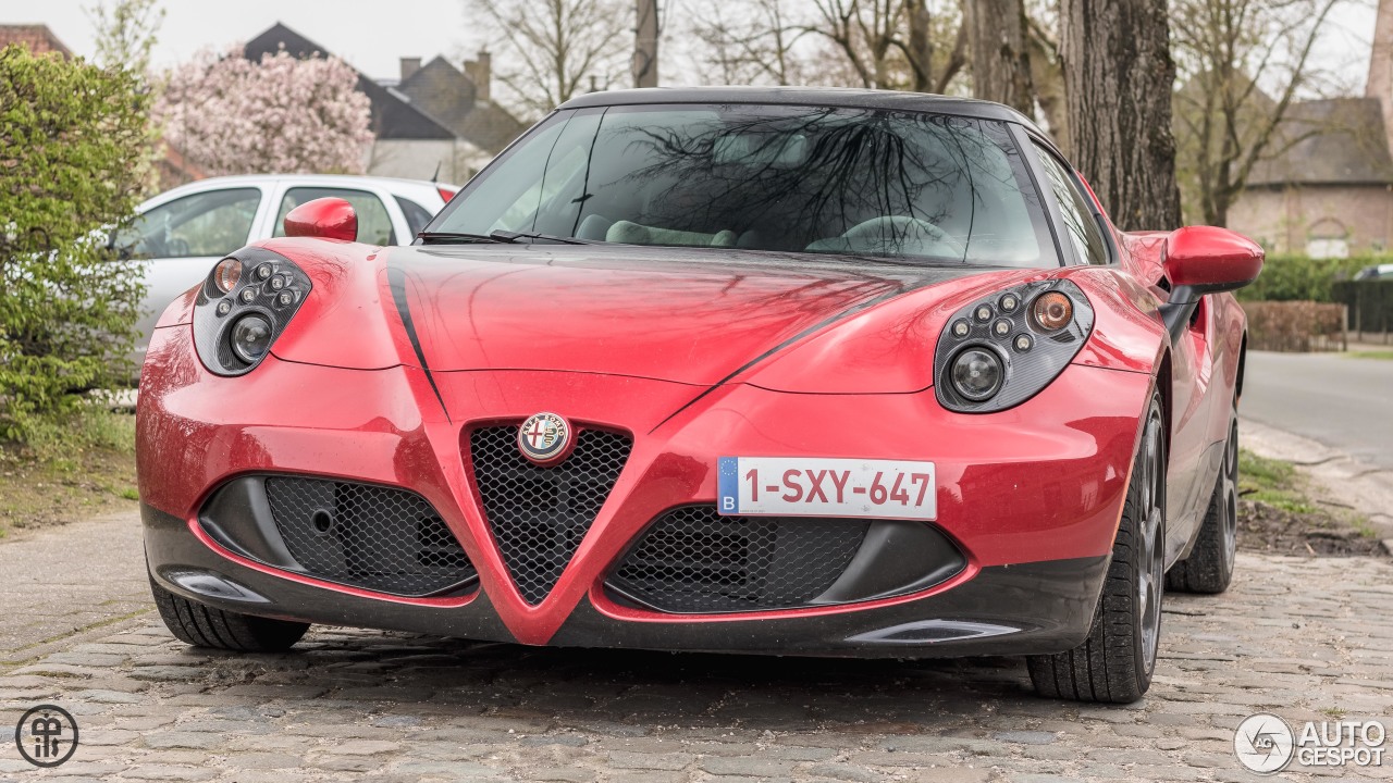 Alfa Romeo 4C Coupé