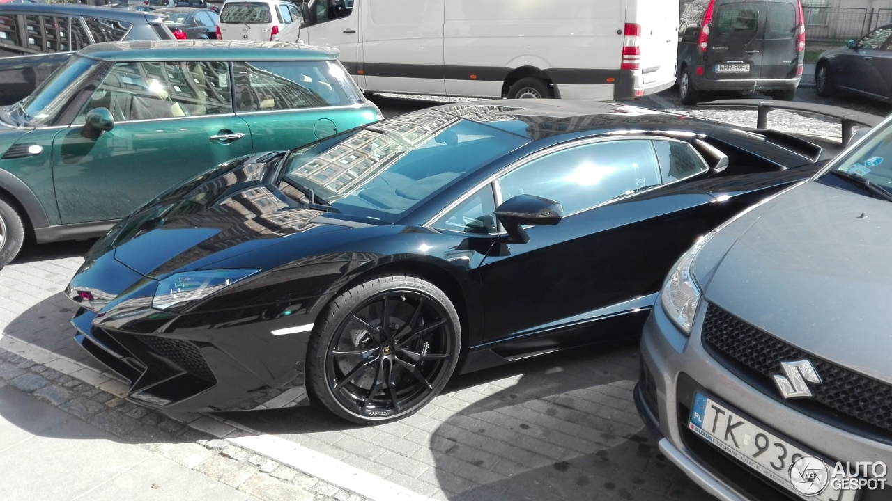 Lamborghini Aventador LP750-4 SuperVeloce