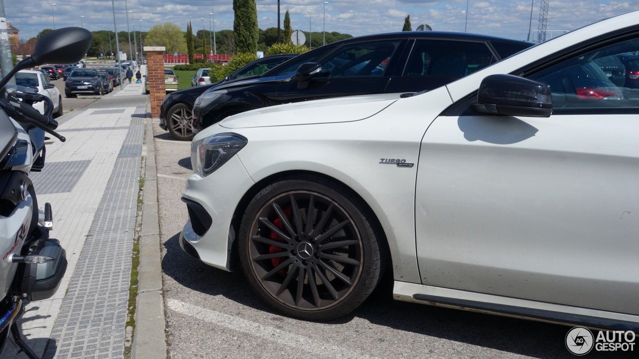 Mercedes-Benz CLA 45 AMG C117