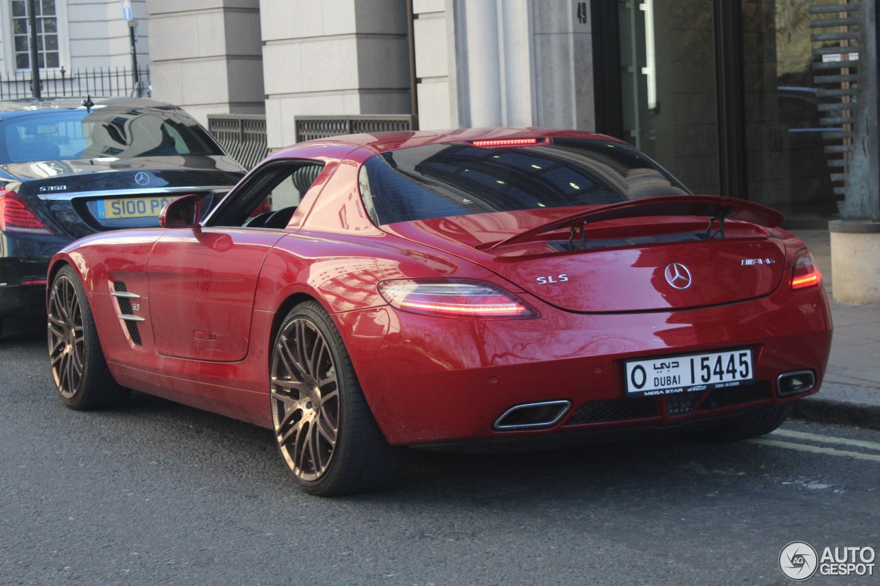 Mercedes-Benz SLS AMG