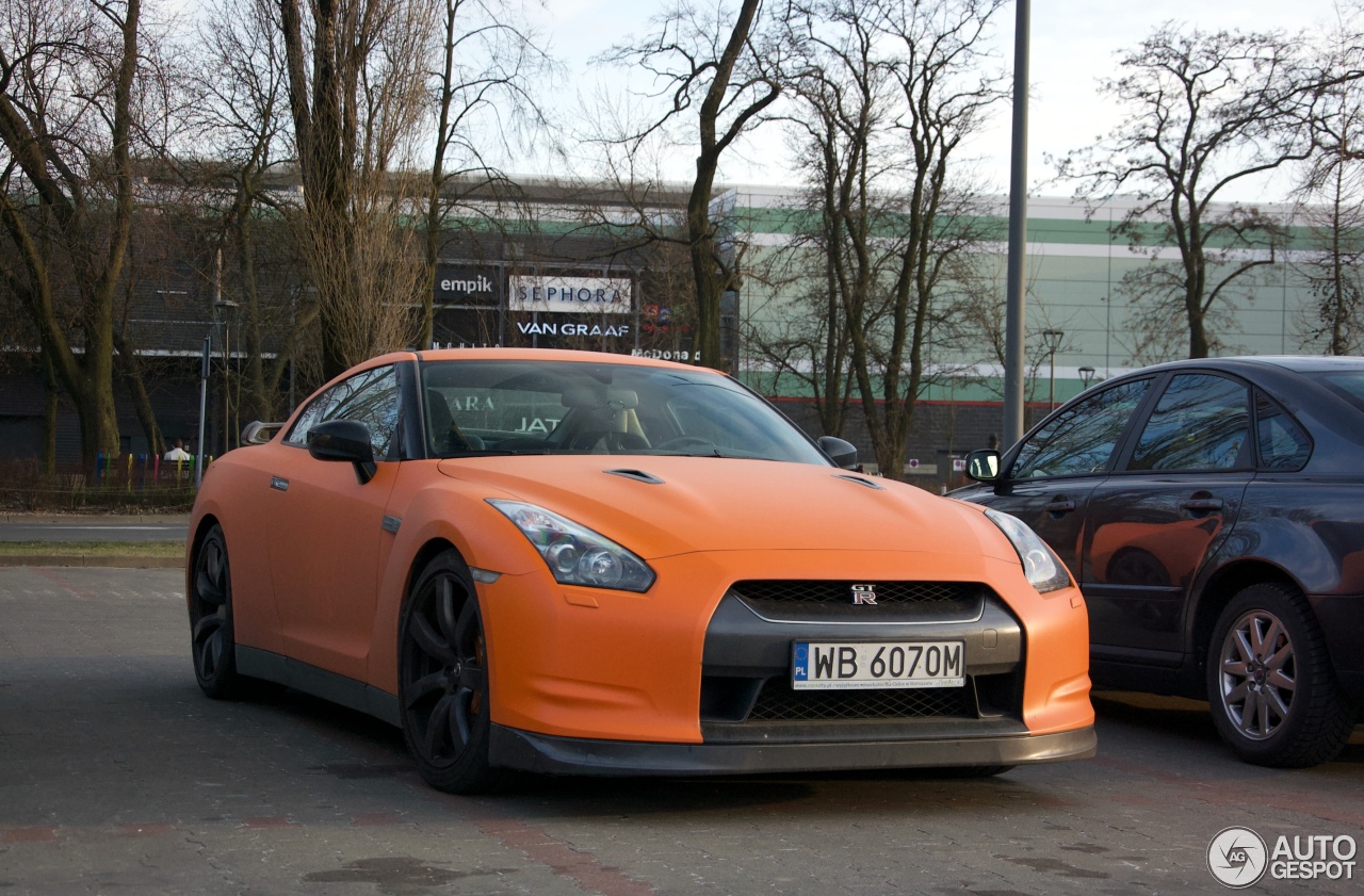 Nissan GT-R