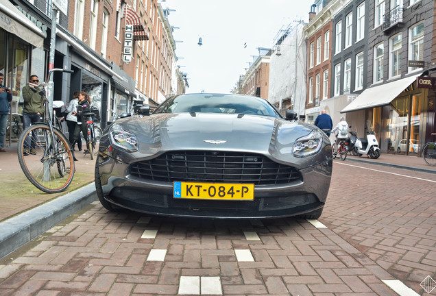 Aston Martin DB11