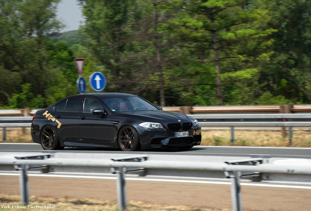 BMW M5 F10 2011