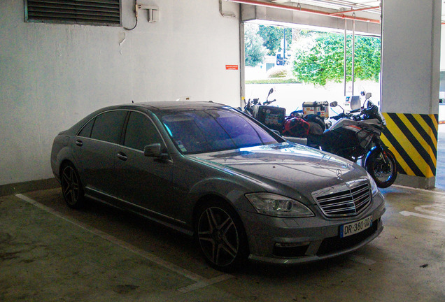 Mercedes-Benz S 65 AMG V221 2010