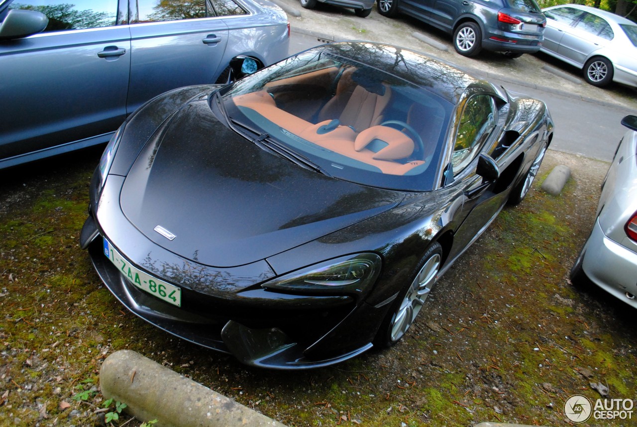 McLaren 570S