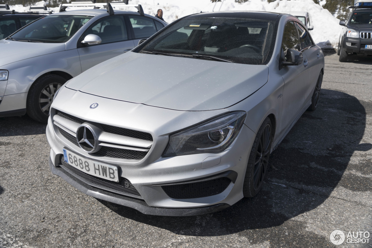 Mercedes-Benz CLA 45 AMG C117