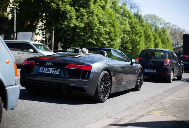 Audi R8 V10 Spyder 2016