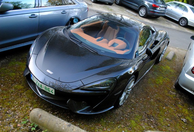 McLaren 570S