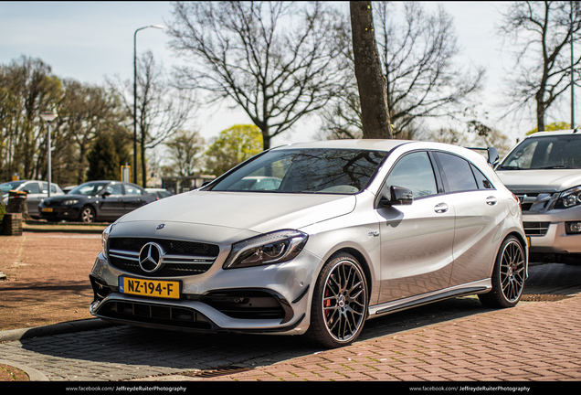 Mercedes-AMG A 45 W176 2015