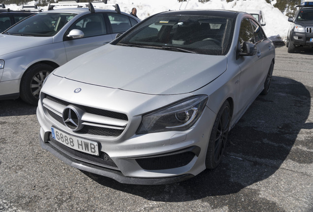 Mercedes-Benz CLA 45 AMG C117