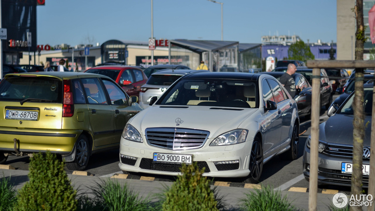 Mercedes-Benz S 63 AMG W221 2010