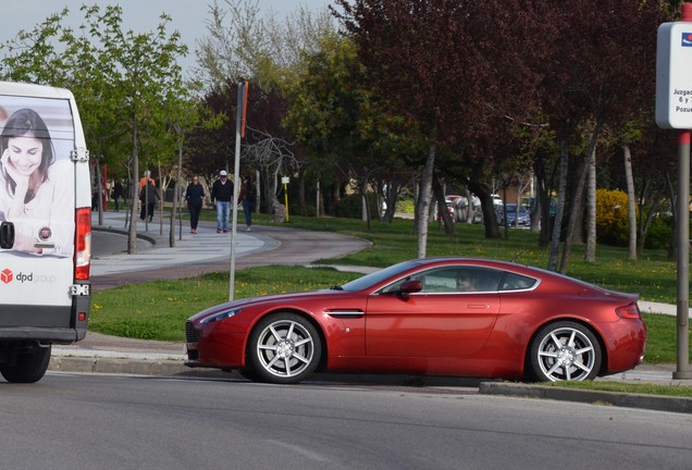 Aston Martin V8 Vantage