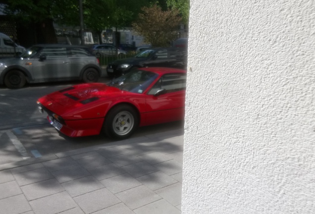 Ferrari 208 GTB Turbo