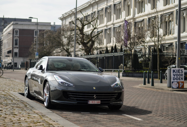 Ferrari GTC4Lusso