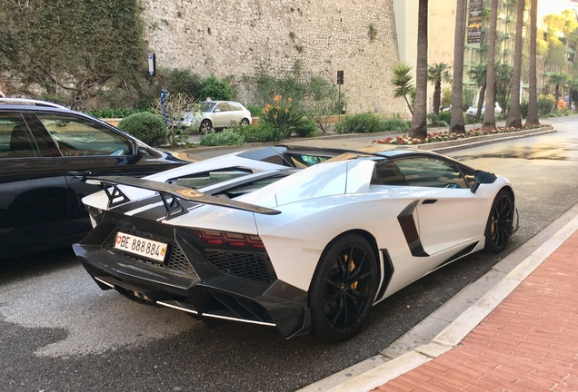 Lamborghini Aventador LP700-4 Roadster MVM Automotive Design