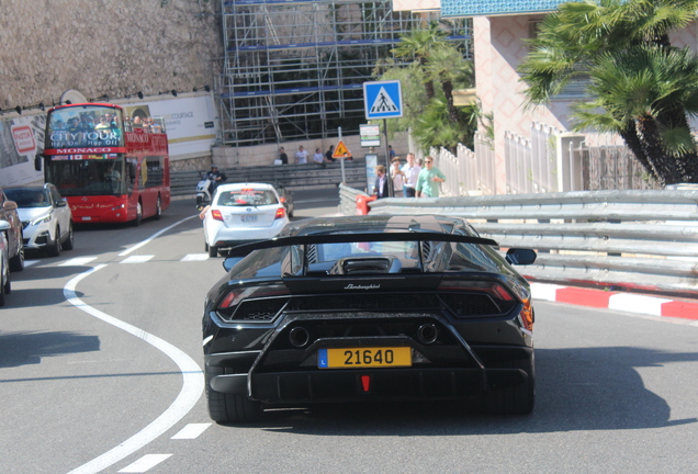 Lamborghini Huracán LP640-4 Performante