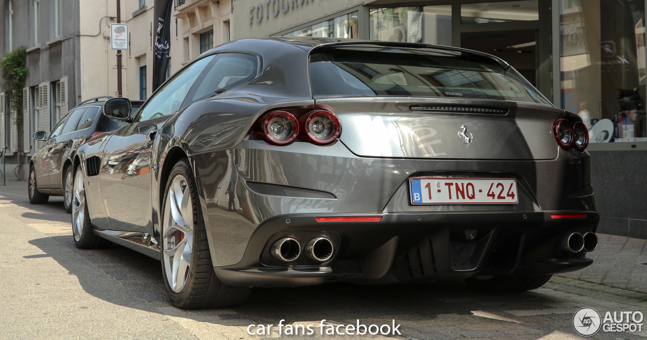 Ferrari GTC4Lusso T