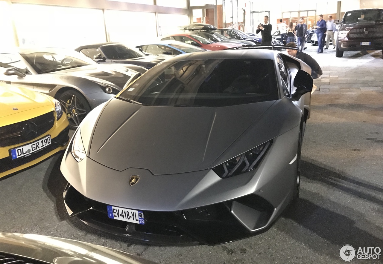 Lamborghini Huracán LP640-4 Performante