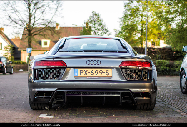 Audi R8 V10 2015