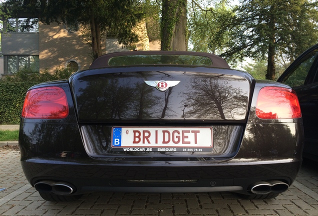 Bentley Continental GTC V8