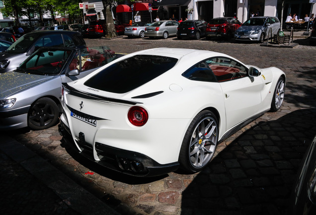 Ferrari F12berlinetta Novitec Rosso