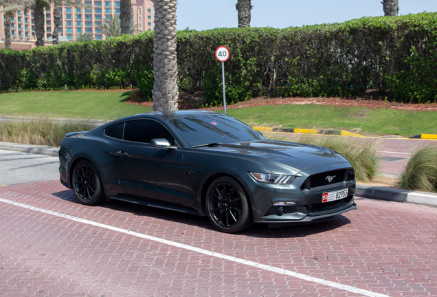 Ford Mustang GT 2015