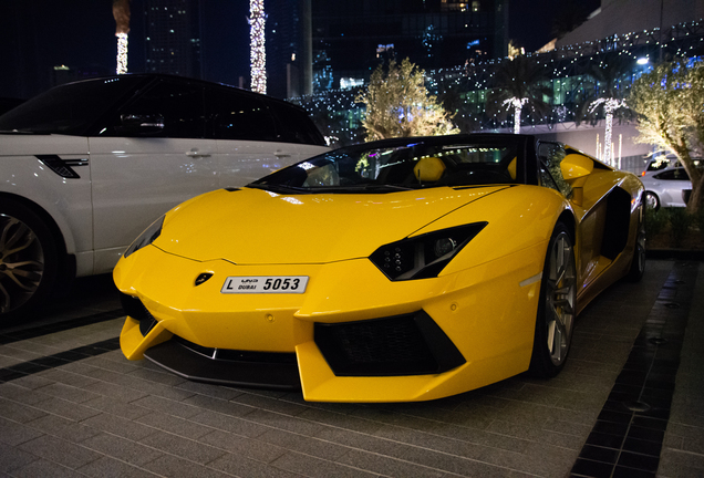 Lamborghini Aventador LP700-4 Roadster