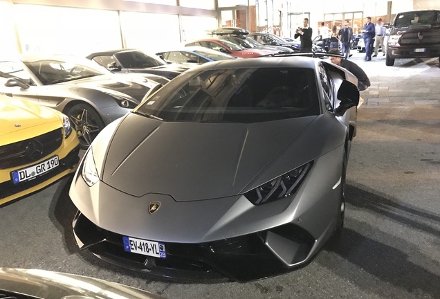 Lamborghini Huracán LP640-4 Performante