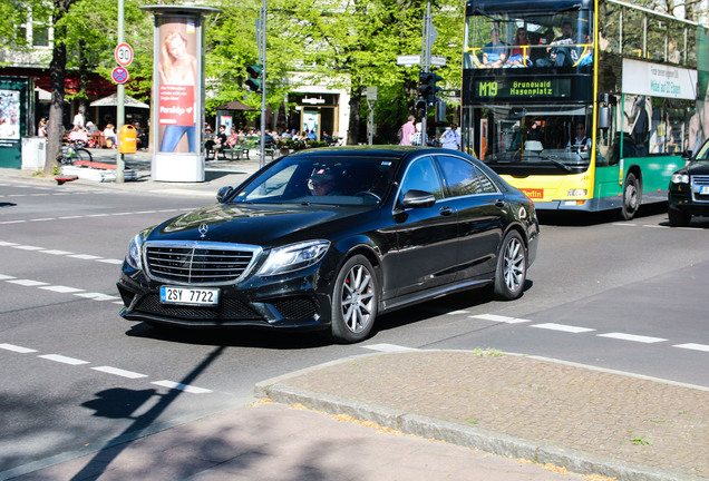 Mercedes-Benz S 63 AMG V222