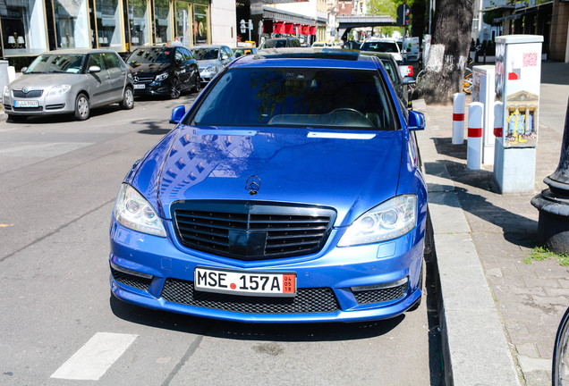 Mercedes-Benz S 63 AMG W221 2011