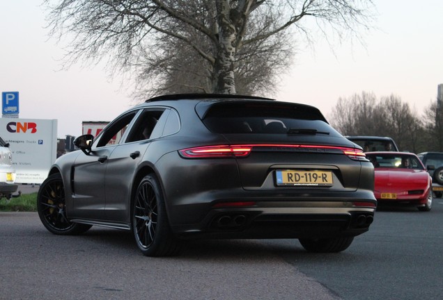 Porsche 971 Panamera Turbo Sport Turismo