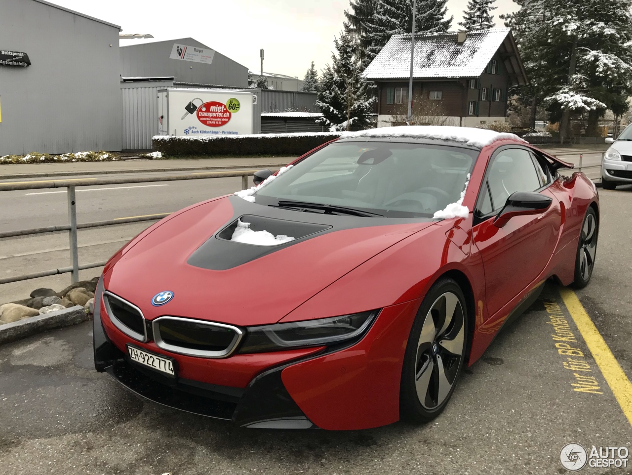 BMW i8 Protonic Red Edition