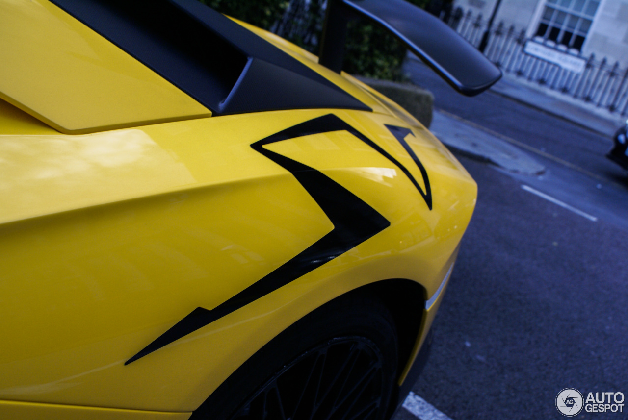 Lamborghini Aventador LP750-4 SuperVeloce Roadster