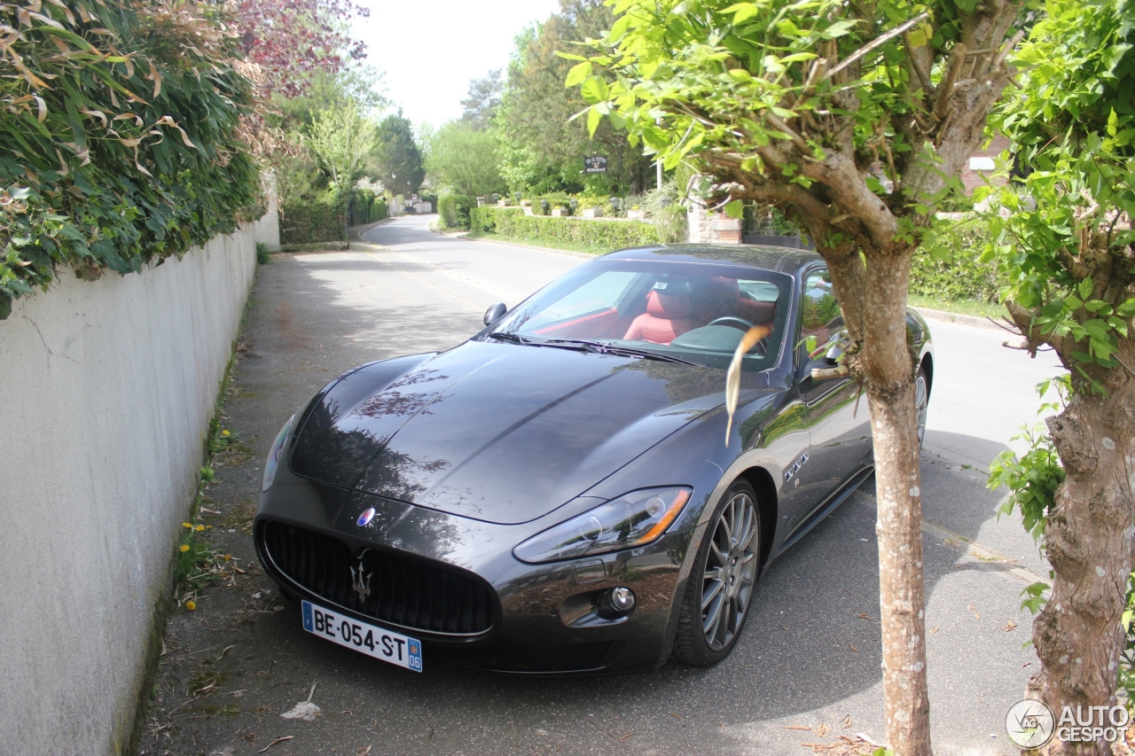 Maserati GranTurismo S Automatic