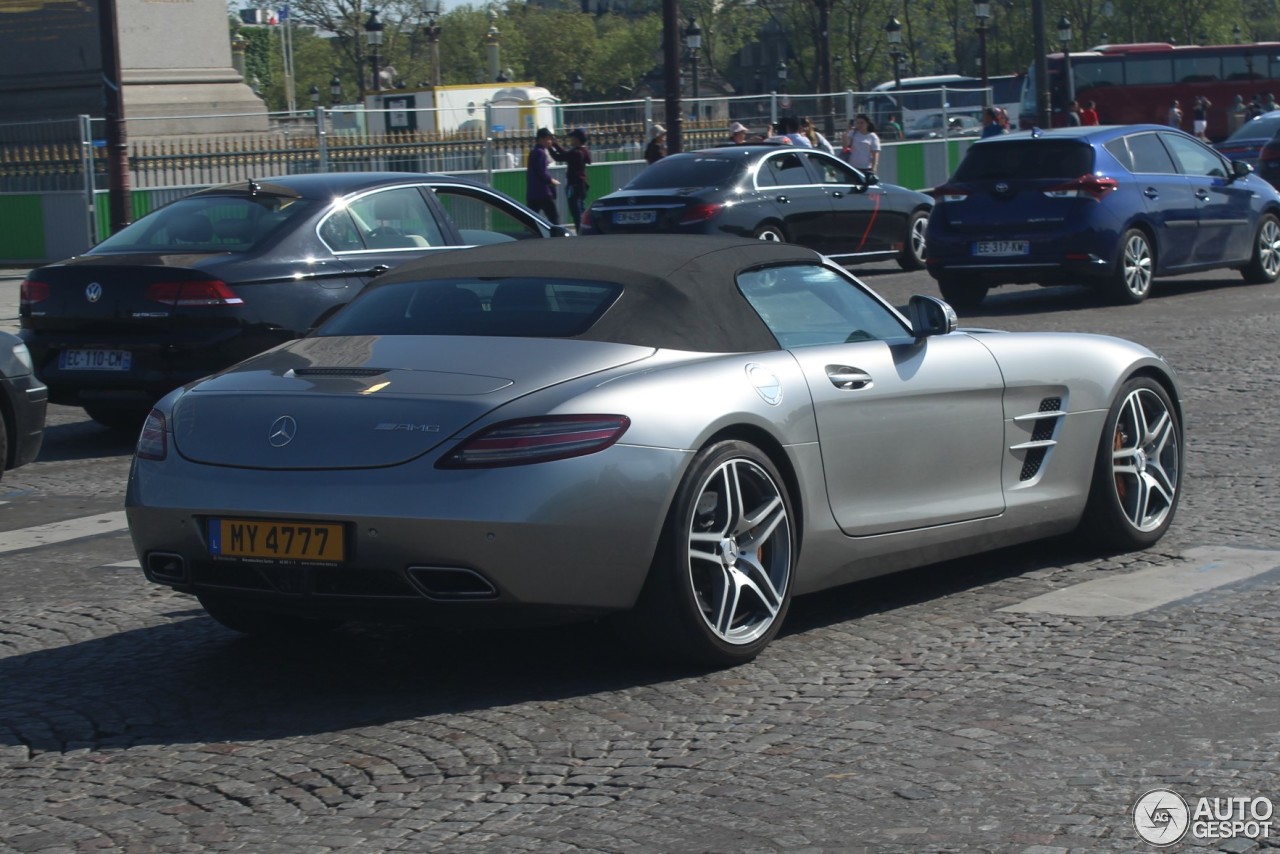 Mercedes-Benz SLS AMG Roadster