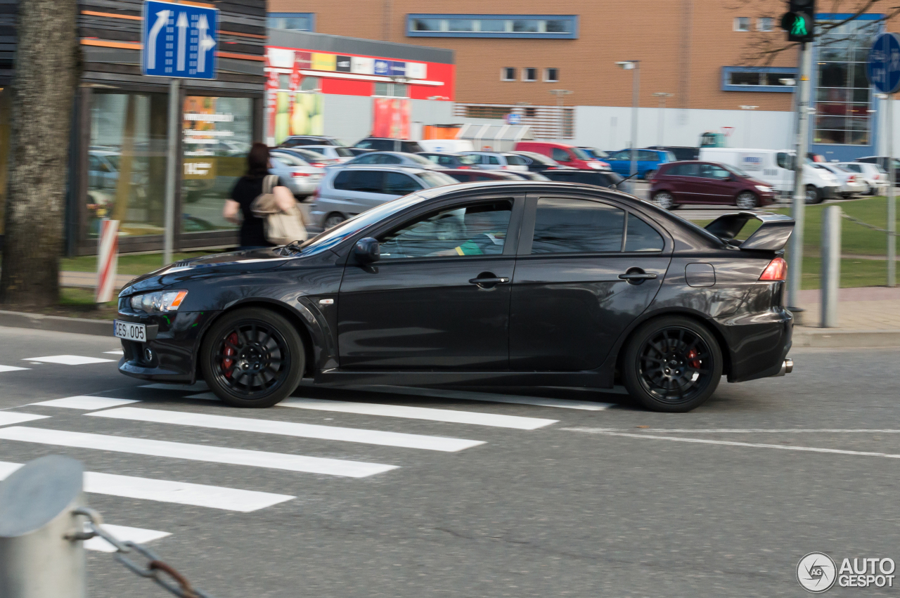 Mitsubishi Lancer Evolution X