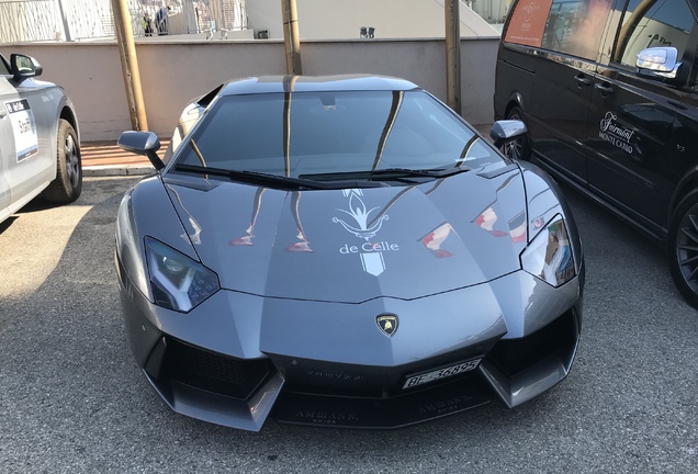 Lamborghini Aventador LP700-4