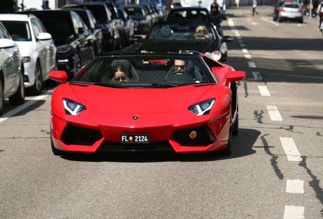 Lamborghini Aventador LP700-4 Roadster