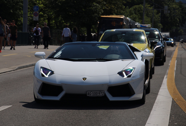 Lamborghini Aventador LP700-4 Roadster