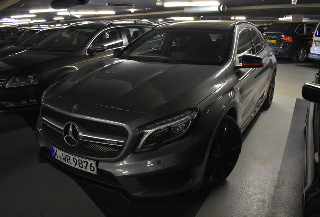 Mercedes-AMG GLA 45 X156